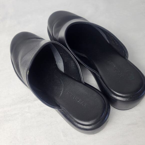 Everlane Black Leather The Puffa Platform Mule Clogs Round Toe in Black | 8.5 - Picture 7 of 14